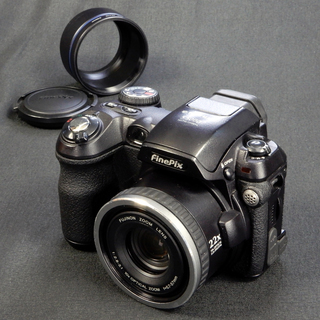 FUJIFILM FinePix S5000  Used