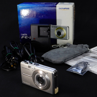 OLYMPUS デジタルカメラ CAMEDIA FE-220D ...