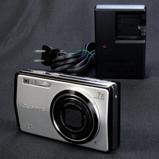OLYMPUS デジタルカメラ μ-7000 1200万画素 光...