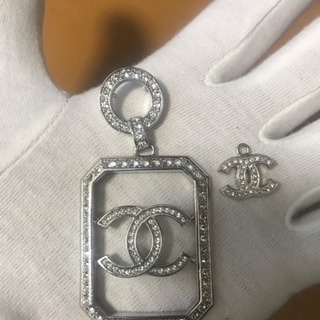 シャネル 特大 ココマーク 金属素材 ２個セット レア 美品