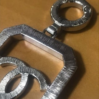 シャネル 特大 ココマーク 金属素材 ２個セット レア 美品の画像