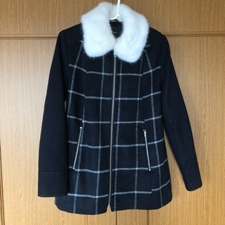 【Stradivarius】ファー襟チェックコート