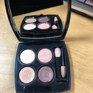 【値下げ】CHANELアイシャドウの画像
