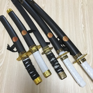 おもちゃの刀