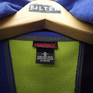 お値下げ！マーモット Marmot  フリースジャケット Ｍサイズ ブルー系 アウター 青・緑・黒　札幌　西岡店の画像