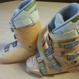 スキー用の靴の画像