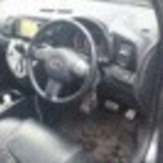 車検長期！走行少ないウィッシュXSパッケージ  4WDの画像