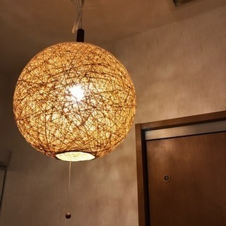 ニトリ  ボール型ペンダントライト《近隣の方 お届けします》