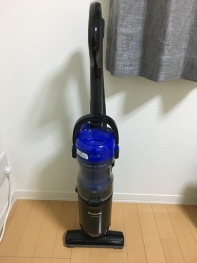 【美品格安】パナソニック(Panasonic) スティック型サイクロン掃除機