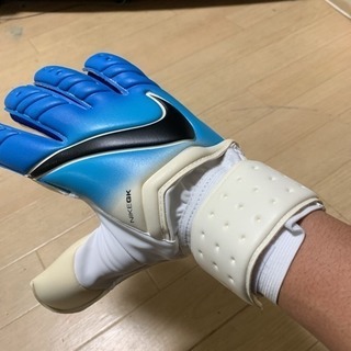 キーパーグローブ
