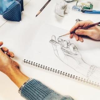 【絵画教室、入会金無料、一回から可！オンラインも出来ます】
アートクラス 高田馬場　少人数制の画像