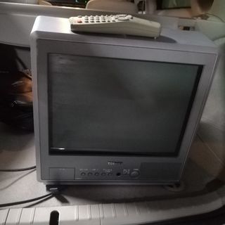   ブラウン管テレビ14インチ