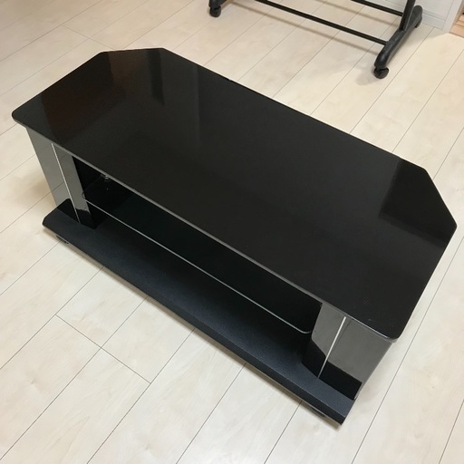ブラック鏡面テレビ台