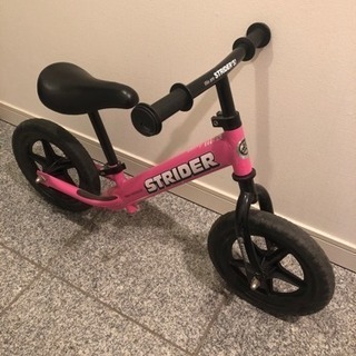 ストライダー ピンク strider