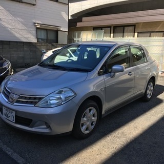 日産　ティーダラティオ　平成22年式　13200km　低走行車の画像