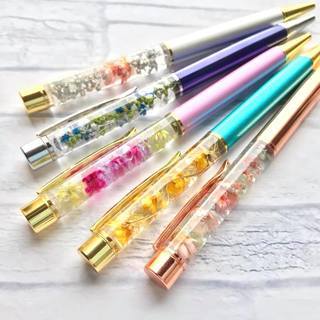 ハーバリウムボールペンとアロマペンダント