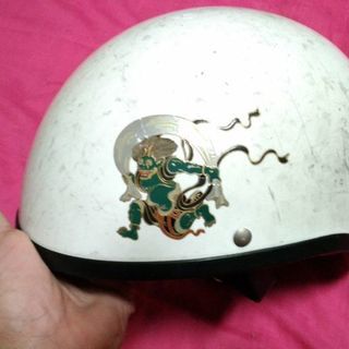 風神テールダウン型バイク　ヘルメット
