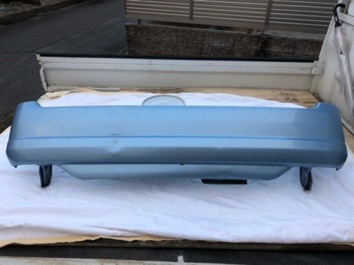 スバル サンバーディアスワゴン リヤバンパー 水色 凹みや傷あり 値下げしました❗️