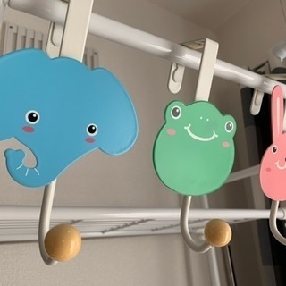 可愛くて頑丈なフック (3点)の画像