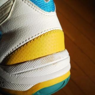 アシックス☆22.5cmの画像