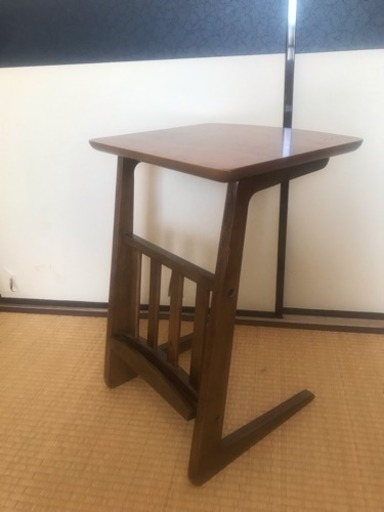 お洒落な机