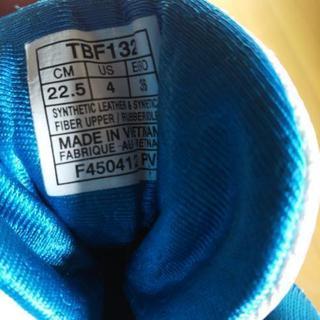 アシックス☆22.5cmの画像