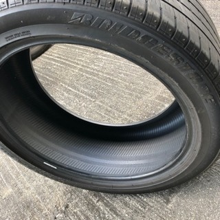 中古タイヤ 1本 255/40R18 2014年製の画像