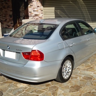 検査32年8月320iLCI後期型 デイライトコーディング/コンフォートアクセス/純正HDDナビ/idrive/DVD再生/走行中視聴可/ミラーETC/ワンオーナーの画像