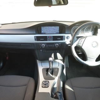 検査32年8月320iLCI後期型 デイライトコーディング/コンフォートアクセス/純正HDDナビ/idrive/DVD再生/走行中視聴可/ミラーETC/ワンオーナーの画像