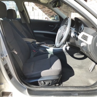 検査32年8月320iLCI後期型 デイライトコーディング/コンフォートアクセス/純正HDDナビ/idrive/DVD再生/走行中視聴可/ミラーETC/ワンオーナーの画像