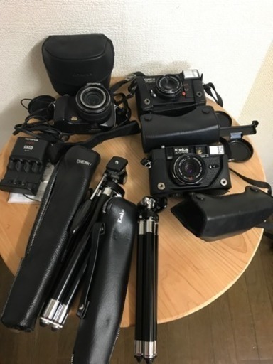 カメラ3台 三脚2台 セット