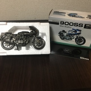 DUCATI 900ss レプリカ 新品