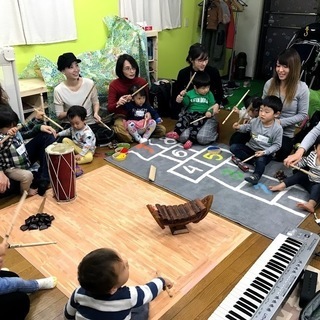 [英語リトミック] 外国人音楽家による本格リトミック 大阪の画像