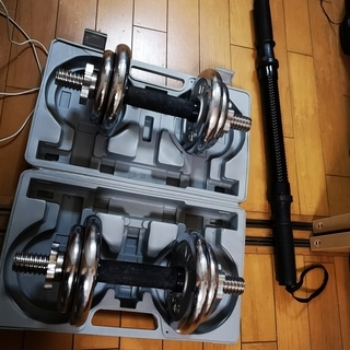 筋力トレーニング　ダンベルセット（アームバーをプレゼント）の画像