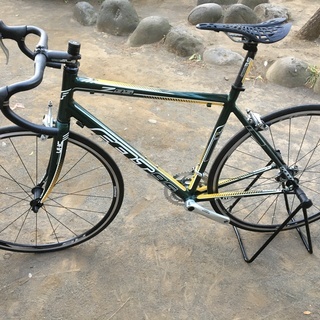 基本分解発送送料無料！完成車配送等ご相談ください！FELT Z95 新品タイヤ 基本分解発送送料無料！完成車配送等ご相談ください！FELT Z95 新品タイヤ