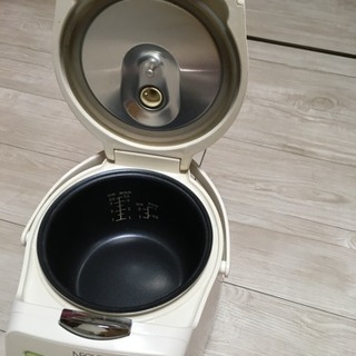 炊飯ジャー 3.5合炊きの画像