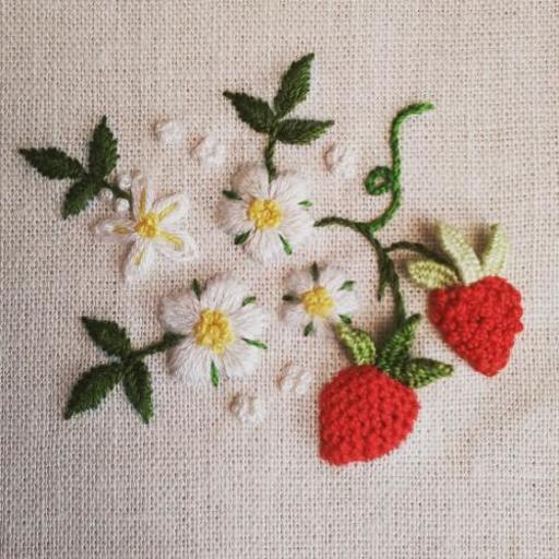 Atelier cockru】 欧風刺繍教室 / 再開のお知らせ ☺️ (たか