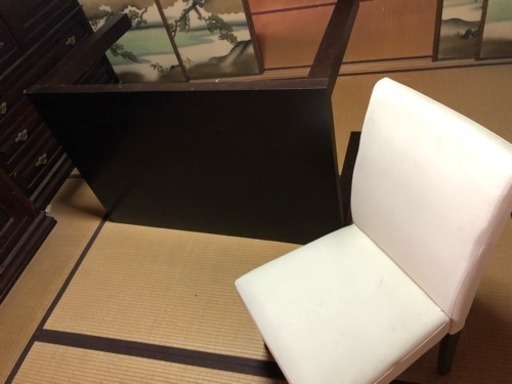 ４人がけ椅子ダイニングテーブル売ります