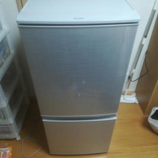 SHARP　137L　冷蔵庫　千葉市内なら配送も出来ます