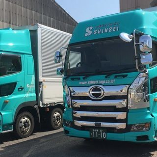 月収40万以上も可能！！4tトラックの配送ドライバー ★未経験の...