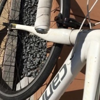 キャノンデール シナプス ロードバイクの画像