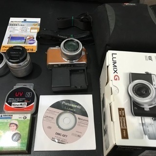 値下げ panasonic パナソニック ミラーレス LUMIX G DMC-GF7W 付属品多数