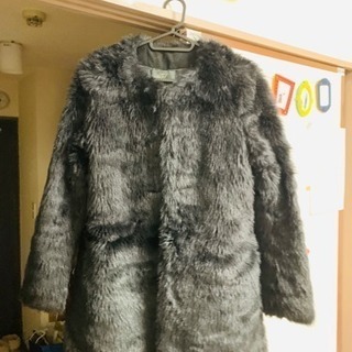 ZARAふわふわコート