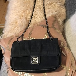 CHANEL ショルダーバッグ