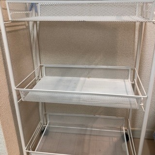 三段キャビネット