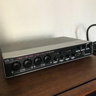 オーディオインターフェース UR44