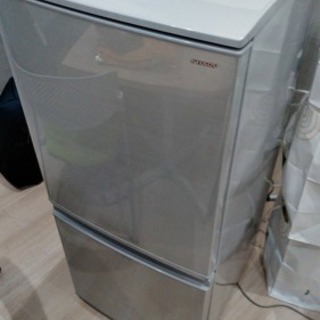 ◆シャープ 2018年製 冷蔵庫 モデルルーム備品売りますの画像