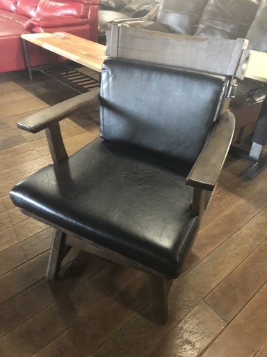 超高級な木製チェアを2480円で販売しちゃいます！普通に購入したら1万円越えです！宜しくお願いします(*^_^*)
