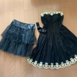 CECIL McBEE のドレス