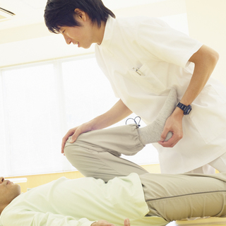 腰痛治療で評判の良い整骨院まとめサイトを作りました